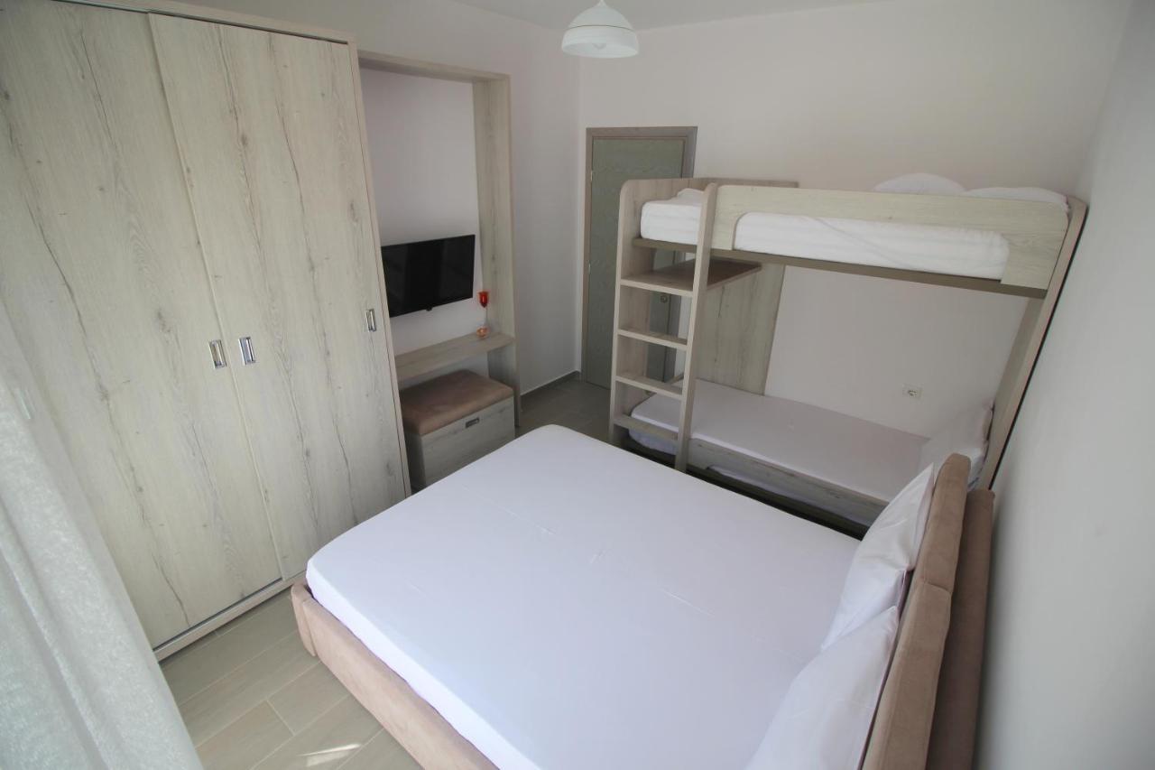 Amaris Apartment Sarande Bilik gambar