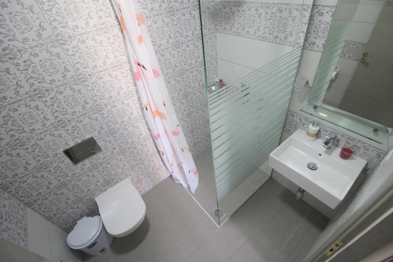 Amaris Apartment Sarande Bilik gambar