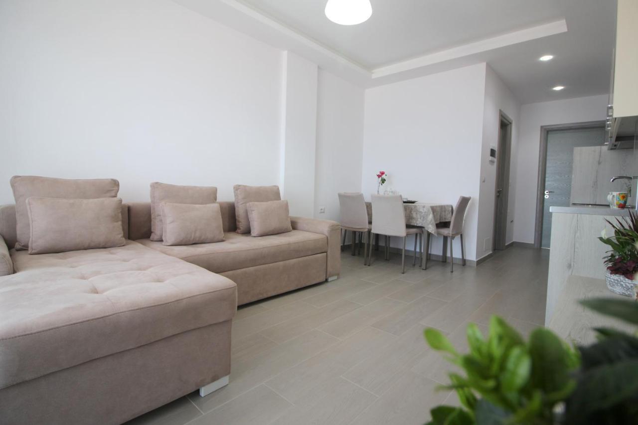 Amaris Apartment Sarande Bilik gambar